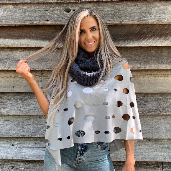 Laser Cut Poncho - Picture 1 of 2